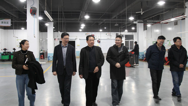 浙江省現(xiàn)代農(nóng)業(yè)促進(jìn)會(huì)名譽(yù)會(huì)長(zhǎng)唐冬壽到浙農(nóng)華盛調(diào)研